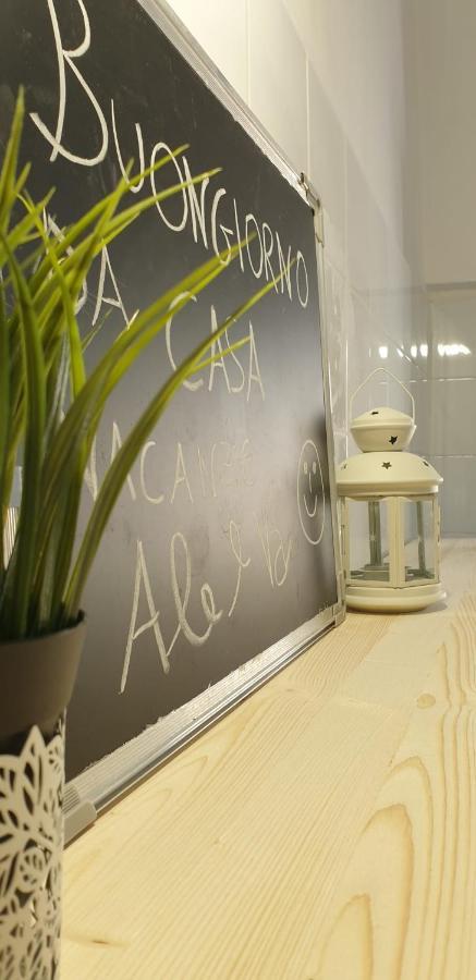 Casa Vacanze Ale&Va アレーツィオ エクステリア 写真